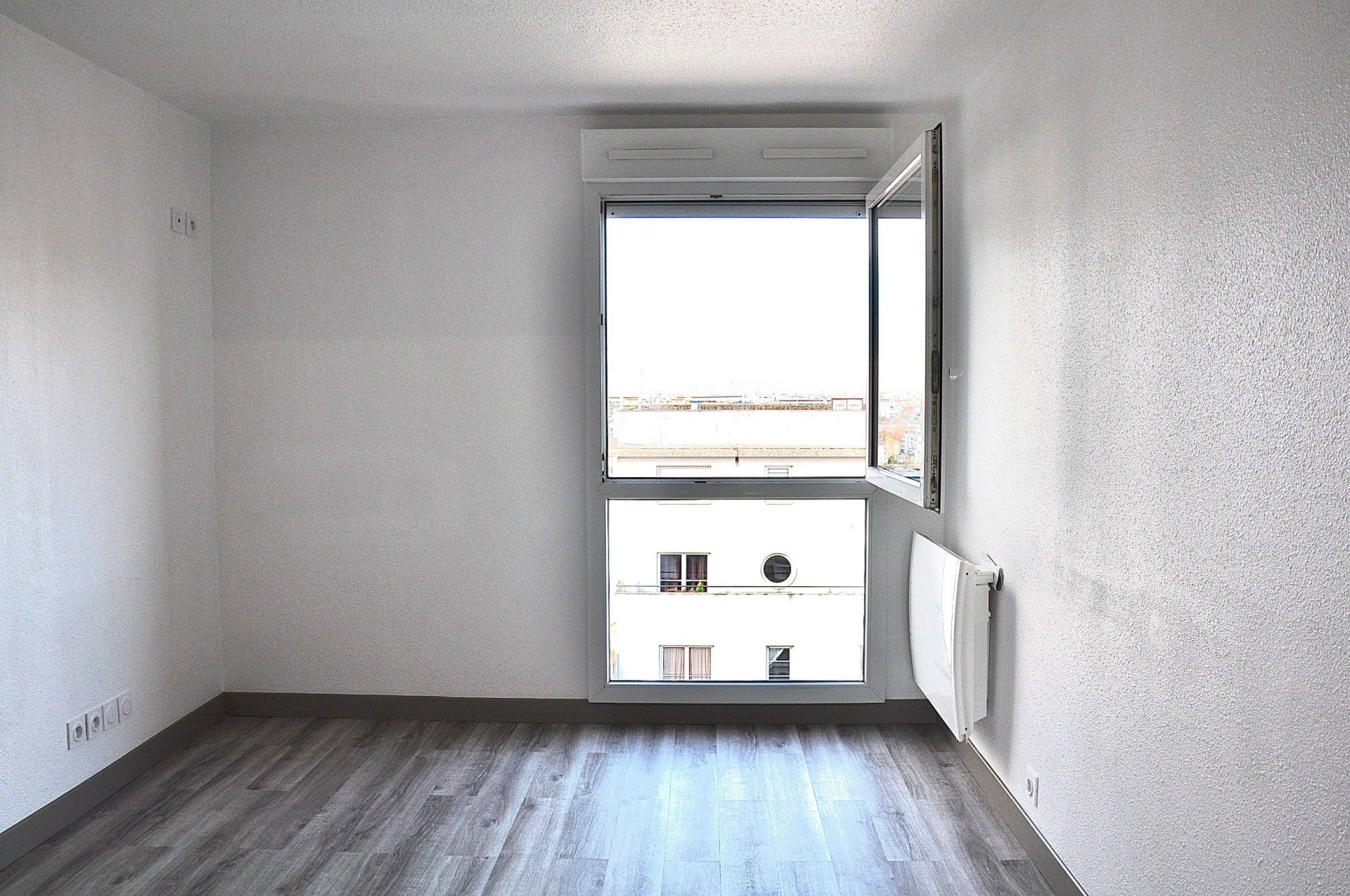studio en vente sur COURBEVOIE (92400)
