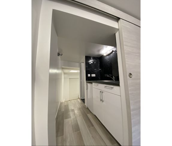 local d'activité 1 pièce en location sur COURBEVOIE (92400)