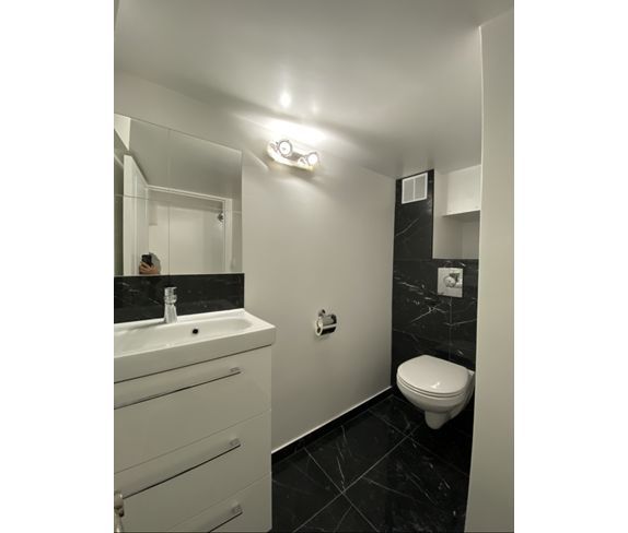 local d'activité 1 pièce en location sur COURBEVOIE (92400)