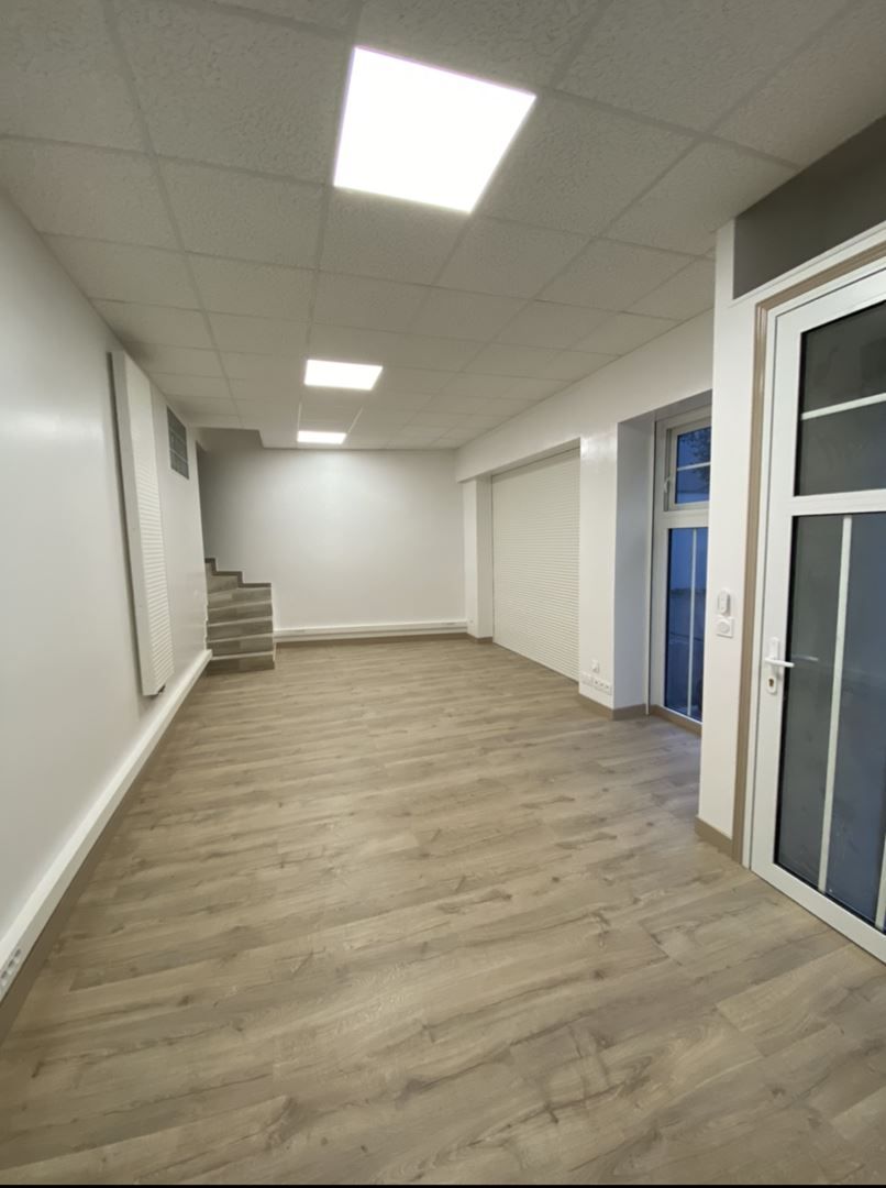 local d'activité 1 pièce en vente sur COURBEVOIE (92400)