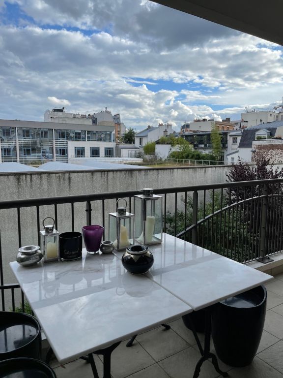 appartement 2 pièces en location sur LEVALLOIS PERRET (92300) - Plus de details