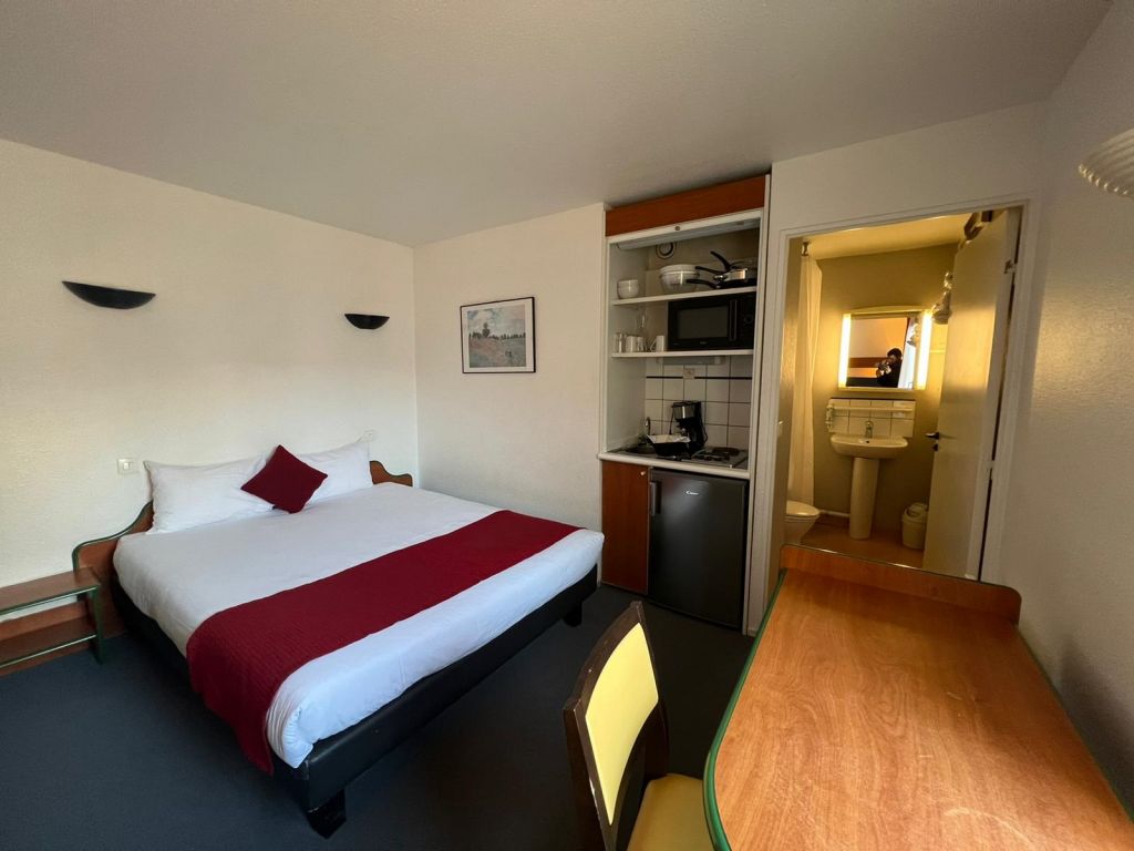 appartement 1 pièce en vente sur COURBEVOIE (92400) - Plus de details