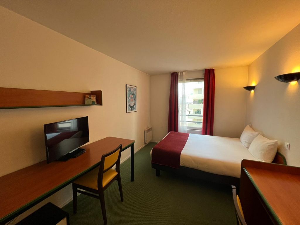 appartement 1 pièce en vente sur COURBEVOIE (92400) - Plus de details